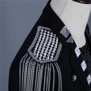 Blazer da Uomo con Paillettes Argento, Collo <span class=keywords><strong>a</strong></span> Scialle, Monopetto, Giacca Elegante per Feste, Danza, Spettacoli, Ispirato <span class=keywords><strong>a</strong></span> <span class=keywords><strong>Costumi</strong></span> TV e Cinema - Product Image 4