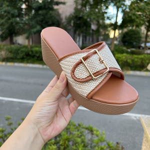 Sandali Casual con Tacco e Cinturino in Lamé per Donna, Nuovo Stile 2026, Ciabatte Monofascia alla Moda e Versatili - Product Image 1