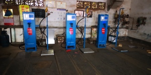 Bán buôn tự động điện tử nhiên liệu Dispenser Carousel ống xi lanh LPG gas điền quy mô Dịch vụ thiết bị - Product Image 3