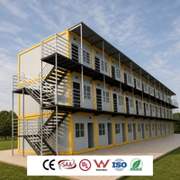 Villa modulaire à ossature acier, immeuble d'appartements préfabriqué à trois étages, design moderne et luxueux pour usage résidentiel, hôtel de villégiature ou gîte.