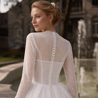 Dezentes Ballkleid Hochzeitskleid mit Hohem Kragen, Spitze, Langen Ärmeln, Funkelndem Tüll, Übergröße Brautkleid, Maßanfertigung Großhandel Fabrik