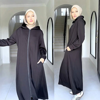 Nuosha OEM Automne Hiver Mode Musulmane Modeste Femme Abaya Capuche Coupe-Vent Longue Robe à Fermeture Éclair CE pour Usage Quotidien