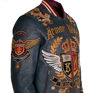 سترة رياضية جامعية مخصصة من الجلد الطبيعي مع تطريز ونقش بارز للرجال - Product Image 5