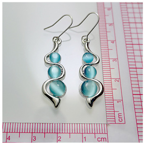 Orecchini Pendenti a Forma di Onda Bohémien con Dettaglio Stile Occhio Blu, Design Retrò, Accessori di Moda per Donne - Product Image 3