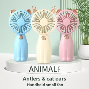 USB Xách Tay Điện Mini <span class=keywords><strong>Fan</strong></span> Sáng Tạo Mèo Thiết Kế Làm Mát Không Khí Hộp Nhựa <span class=keywords><strong>Fan</strong></span> Cho Xe Ngoài Trời Sử Dụng Cầm Tay Làm Ẩm Hộ Gia Đình - Product Image 2