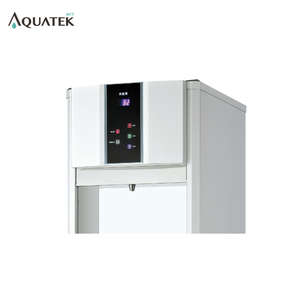 Dispensador de Agua Automático AQ-1523T 110-240V con Interruptor de Seguridad, Pantalla Táctil LCD Negra y Plateada, 910W - Product Image 3