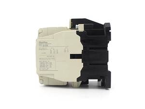 คอนแทคเตอร์ S-T50 220VAC มีสินค้าในสต็อก - Product Image 3