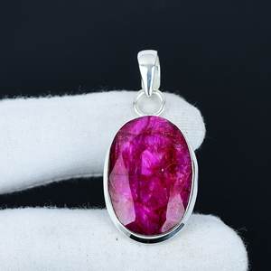 Pendentif en argent sterling 925 avec pierre précieuse rubis du Cachemire, serti classique à bélière, prix de gros pour femmes - Product Image 3