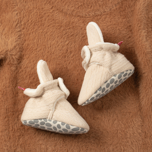 Bajo Moq Logo Personalizar Cozy Cable Knit Baby Booties Soft Warm Infant Baby Calcetines Zapatos Suelas antideslizantes - Product Image 5