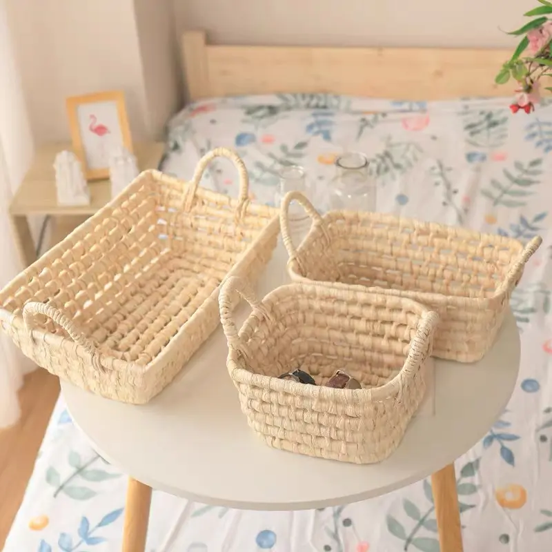 New Design Country Style Eco-friendly Northern Europe Natural Handmade Basket Corn Leaf Basket