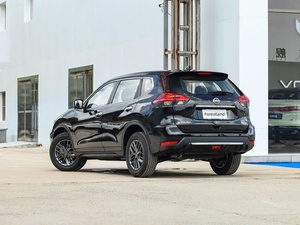 <span class=keywords><strong>Nissan</strong></span> <span class=keywords><strong>X</strong></span>-<span class=keywords><strong>Trail</strong></span> 2024 SUV 2.0L Cambio Automatico Edizione Premium Euro VI Trazione Anteriore Guida a Sinistra Sedili in Pelle Tetto Panoramico 360 - Product Image 5