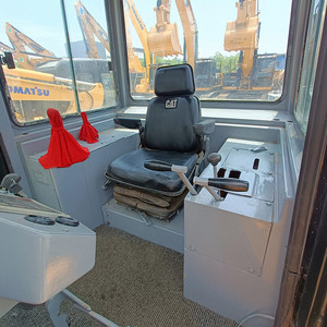 รถดันดินตีนตะขาบ Caterpillar D6G มือสองจากญี่ปุ่นแท้ เครื่องยนต์ CAT 3306 รถดันดินขนาดกลาง พร้อมหัวริปเปอร์ สำหรับงานก่อสร้างปรับระดับพื้นดิน - Product Image 6