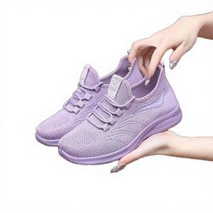 Chaussures de marche légères pour femmes avec semelle amortissante, lacets, tige en mesh, baskets de fitness, de gym et de tennis, vert émeraude, printemps été - Product Image 4