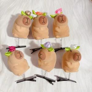Épingles à cheveux Kawaii Capybara de style drôle de vente en gros d'épingles à cheveux de filles en peluche 3D de printemps de personnage d'<span class=keywords><strong>anime</strong></span> de dessin animé - Product Image 3