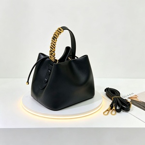 Bolso de Mano de PU para Mujer, Nuevo Bolso de Hombro y Bandolera Minimalista y Elegante con Forro de Poliéster, Cierre con Cordón y Hebilla - Product Image 4