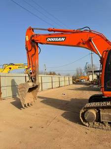 Excavatrice d'occasion coréenne Doosan DH225LC-7 de 22,5 tonnes avec moteur, boîte de vitesses et pompe - Équipement lourd à prix réduit - Product Image 4