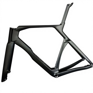 丈夫で軽量なカーボンフレーム、競技用サイクリングに最適