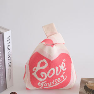 चमकदार कस्टम डिजाइन उच्च गुणवत्ता वाले ठोस रंग बुना हुआ रिस्टलेट बैग थोक आपूर्तिकर्ता, महिलाओं के लिए दैनिक - Product Image 3