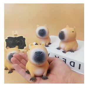 2025 superventas Capibara Squishy Mochi paquete completo diseño personalizado juguetes para apretar con juguetes blandos de elevación lenta y Kit Tabby - Product Image 2