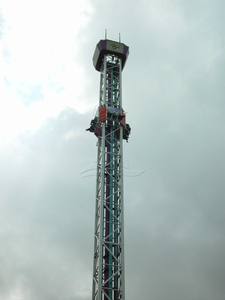 Directe Fabriek Kermisattracties Vliegende Toren Groothandel 30M En 42M Hoogte Vliegende Toren Te Koop - Product Image 5