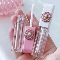 Conteneur carré en plastique rose personnalisé de 1,5 ml pour baume à lèvres/brillant à lèvres/rouge à lèvres, avec bouchon à vis décoré de fleurs, impression personnalisée