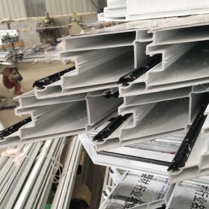 Scie de découpe automatique à tête unique motorisée 2,2 kW 380 V, largeur de coupe 200-300 mm, pour profilés aluminium, réglable de 30 à 150 mm - Product Image 6