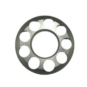 อะไหล่เครื่องจักรกลก่อสร้าง รถขุด รุ่น 708-2L-33350 PC200-7 PC220-8 แผ่นยึด 1 กก. สำหรับ HMV110 D155A - Product Image 1