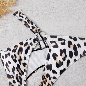 Nouveau Maillot de Bain Femme Tendance Écologique Séchage Rapide, Asymétrique à Une Épaule, Décolleté Plongeant, Bretelles en V, Soutien-Gorge Push-Up Ajustable, Imprimé Léopard - Product Image 6