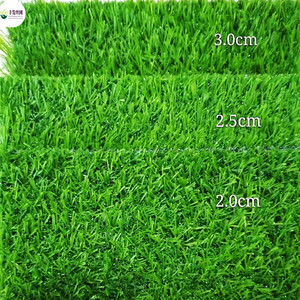 Gazon artificiel 3,0 cm 2,5 cm 2,0 cm Haute densité Durable Pour terrains de sport et clôtures de chantier - Product Image 1
