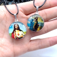 Pendentif rond en verre à breloques, bijoux de Figure de jésus Photo catholique Maria, collier à motif coloré, cadeau en cristal de 25 mm
