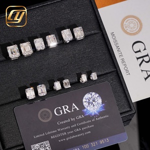 Boucles d'oreilles clous en moissanite taille émeraude en gros, en argent S925, serties à quatre griffes, plusieurs carats, certificat GRA, bijoux - Product Image 6