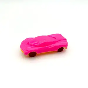 Jogo de brinquedo de carro de corrida de plástico com rodas livres, pacote solto engraçado, mini carro para máquina de venda automática