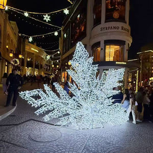 Guirlande <span class=keywords><strong>de</strong></span> Noël en aiguilles <span class=keywords><strong>de</strong></span> pin <span class=keywords><strong>de</strong></span> 2,5 m <span class=keywords><strong>de</strong></span> haut, grande guirlande <span class=keywords><strong>lumineuse</strong></span> avec nœud et lumières LED pour la décoration commerciale des fêtes - Product Image 5