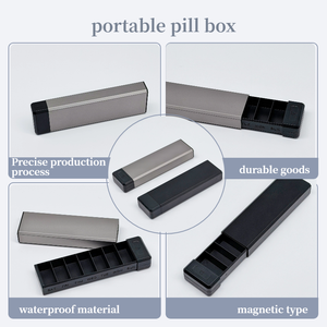 Estuche magnético portátil para medicamentos de aleación de aluminio, caja de vitaminas de viaje, organizador de pastillas semanal de 7 días y 4 veces - Product Image 1