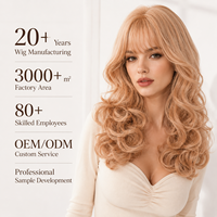 Großhandel Verstellbare Kinky Curl Hochtemperaturfaser Lange Tiefe Welle Honigblonde Synthetische Perücke mit Pony für Frauen Natürlicher Haaransatz