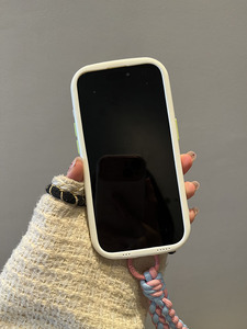 Coque de téléphone anti-chute pour <span class=keywords><strong>iPhone</strong></span> 14, 15 Pro, 12 Pro, avec bracelet coloré motif cœur graffiti et visière intégrée, nouvelle collection - Product Image 3