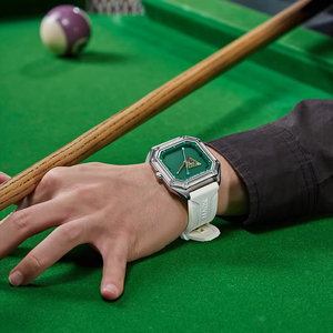 Reloj de Cuarzo para Hombre MARK FAIRWHALE 5047, Caja Cuadrada, Esfera Luminosa con Diseño de Billar, Correa de Goma - Product Image 4
