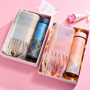 Nuova moda pratica alta, senso <span class=keywords><strong>regali</strong></span> inverno sciarpa creativa Set regalo speciale compleanno romantico Set regalo di <span class=keywords><strong>san</strong></span> <span class=keywords><strong>valentino</strong></span>/ - Product Image 6