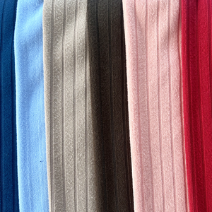 新デザイン 快適ストレッチニット 93%ポリエステル 7%スパンデックス 8*3リブ 無地生地 女の子 男の子 Tシャツ 下着 ワンピース パジャマ ナイトガウン用 - Product Image 1