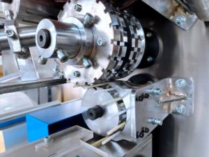 高速包装U型吸管包装机600-700支/分钟 - Product Image 2