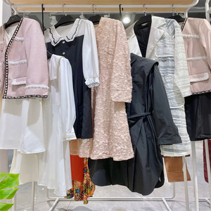 <span class=keywords><strong>2022</strong></span> Design de mode d'occasion de haute qualité vêtements pour femmes en gros Stock vente en vrac vêtements - Product Image 1