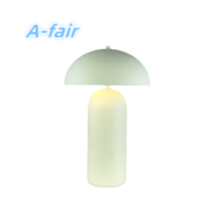 Lampe de table champignon en céramique poncée avec abat-jour en céramique pour l'éclairage de décorations de chambre