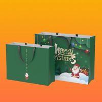 Sacs en papier de Noël personnalisés avec poignées en corde, motifs imprimés variés, papier couché, pour diverses occasions