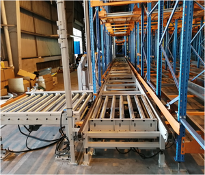 Le rayonnage à navette pour palettes est un système de stockage et de récupération en allées profondes qui <span class=keywords><strong>vous</strong></span> aide à optimiser la capacité de stockage. - Product Image 3