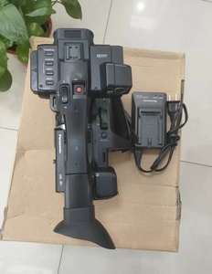 Cámara de Video Digital Panasonic AG-FC100MC 4K de Alta Gama al por Mayor y Cámara de Video con Lente Integrada - Product Image 2