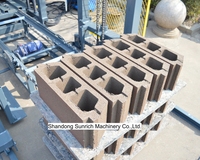 Machine automatique de fabrication de blocs creux en ciment QTJ4-25C pour la construction