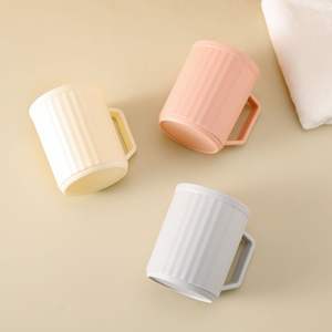 Vaso minimalista para cepillos de dientes, vaso de plástico a rayas de 301-400ml para uso doméstico, color beige, gris, rosa - Product Image 5