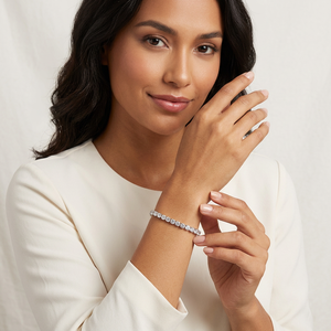 Bracelet tennis plaqué or 18 carats pour femme, serti de diamants taille brillant, style classique, certifié IGI, idéal pour un usage quotidien - Product Image 1