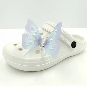 Moving butterfly Hole shoe buckle Creative flexible wings cute super fairy imitation pearl butterfly hole clogs accessories