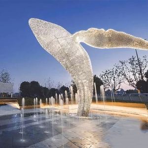 Sculpture paysagère moderne géante en acier inoxydable soudé, motif baleine en maille creuse, personnalisée, pour monument urbain et espace frontalier - Product Image 5